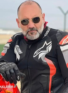 Avi Magira