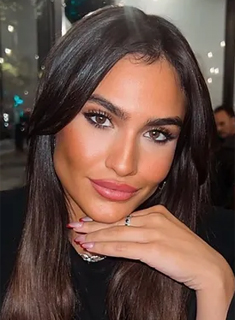 Naomi Aliza Bakhar